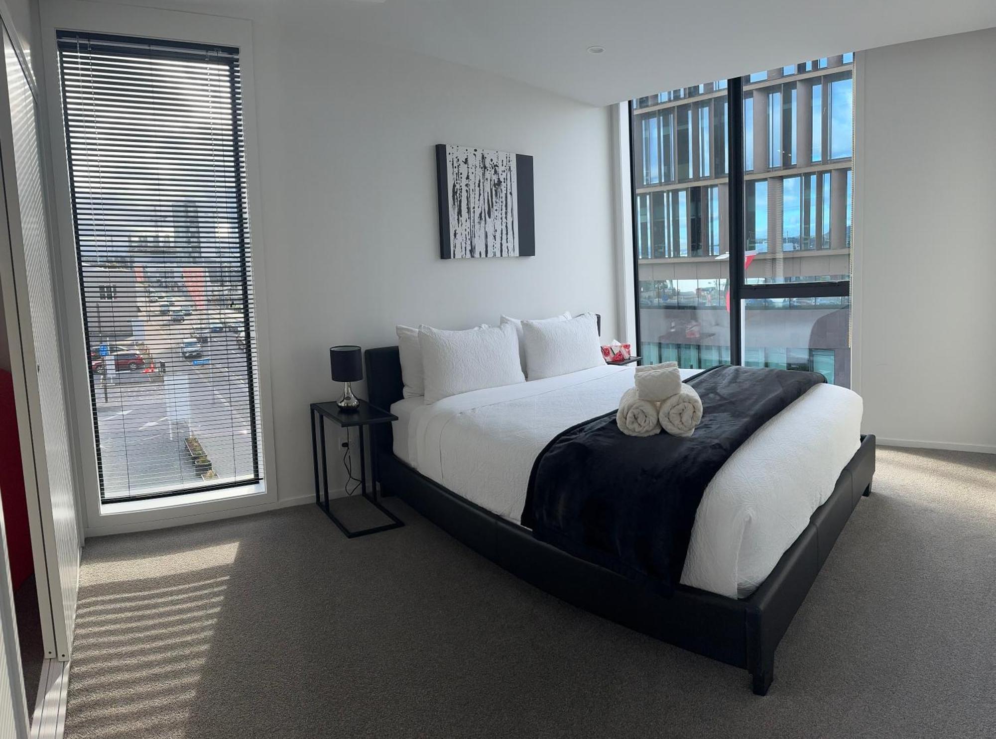 2 Bedrooms Apprtmt Plus Underground Parking In Cbd Christchurch Exterior foto